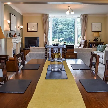Wood Close Tatil Evi