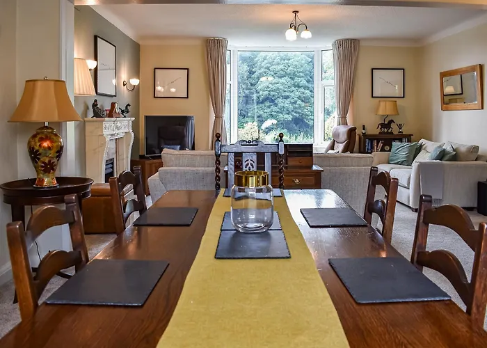 בית נופש Wood Close קזיק