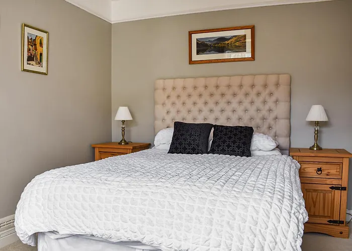 Wood Close בית נופש קזיק